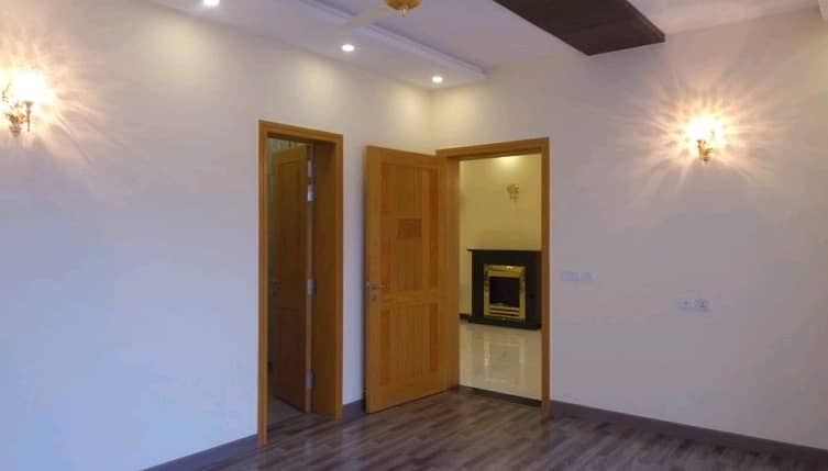 Beautifully Constructed House Is Available For Sale In Punjab Small Industries Colony 2