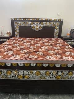 bed set very good condition for urgent sale