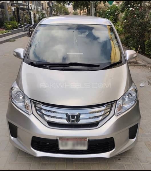 Honda Freed 2012 1