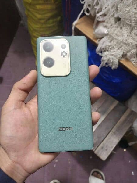 Infinix Zero 30 8/256 2