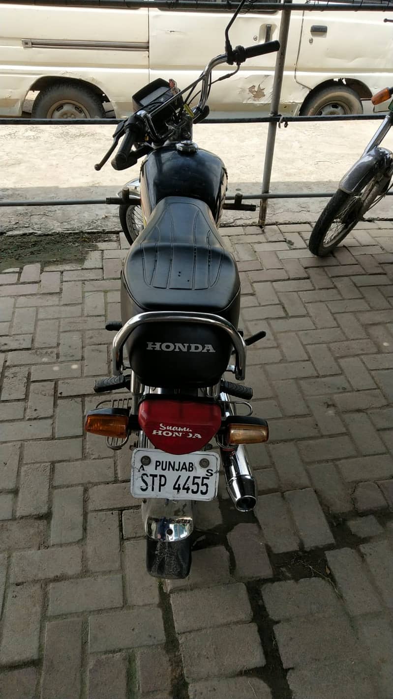 Honda CD 70 2019 - Black Color 2