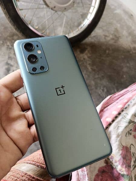 OnePlus 9 pro 2