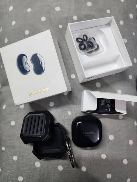 Samsung Galaxy Buds Live 0