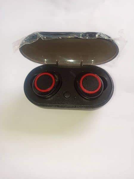 wireless earbuds 1