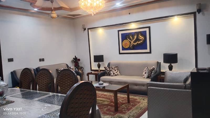 10 Marla Beautiful House For Sale In Overseas B Block Bahria Town Lahore Meting face to face With Owner 0