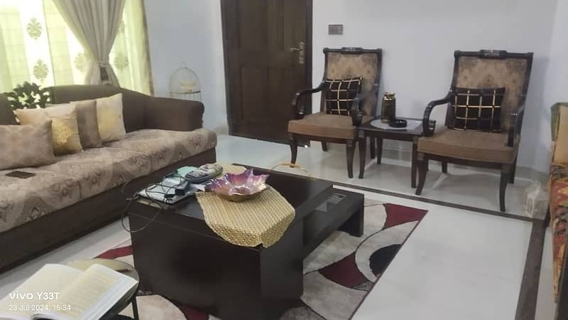 10 Marla Beautiful House For Sale In Overseas B Block Bahria Town Lahore Meting face to face With Owner 9