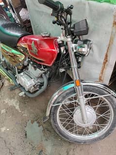 Honda 125 gold edition self start full new condition special edition