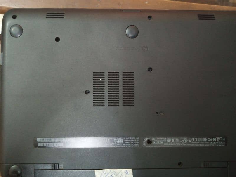 Hewlett Packard HP 15 TS Notebook PC (Intell i-3 4th generation) 5