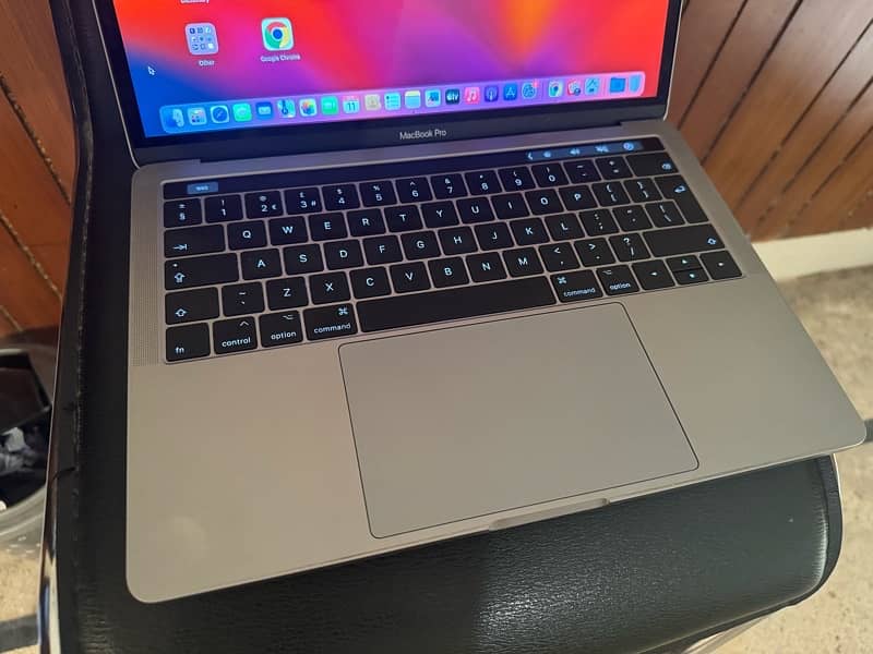 MacBook Pro 2017 Top of the Line 16/500 i7 Laptops 1091802989