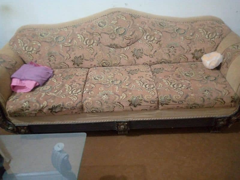 7 Seater Sofa set just like new 1