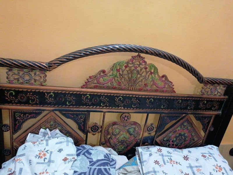 Iron Bed with mattress and dressing table, Size medium 2