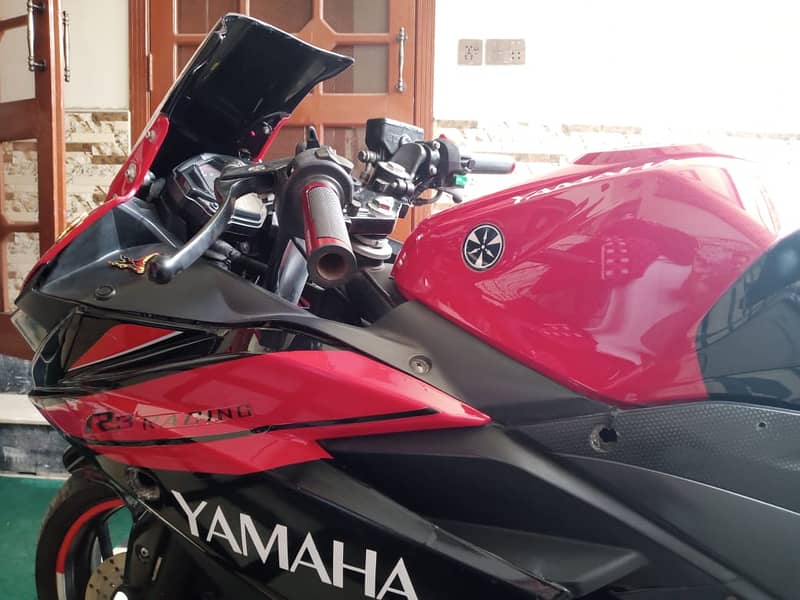 Yamaha YZF-R3 2018 3