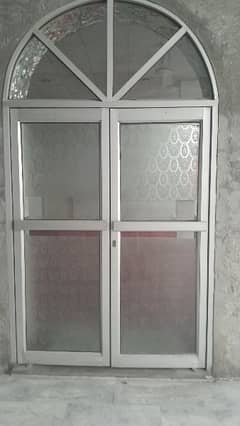 Aluminum Doorsایلومینیم کے دروازے