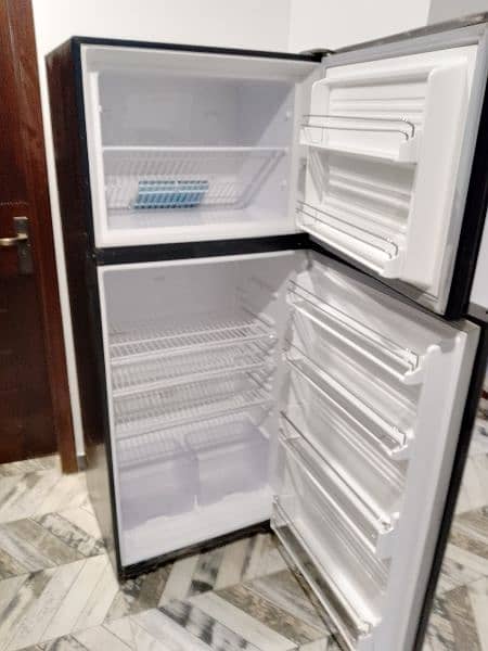 Dawlance Fridge for Sale 1