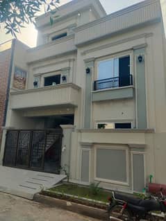 Beautiful brand new house in Khayabany Naveed, Faisalabad road Sargodha