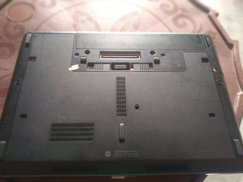 laptop is very good condition 3