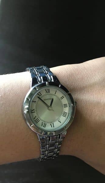 Sekonda Ladies round silver coloured bracelet watch 5