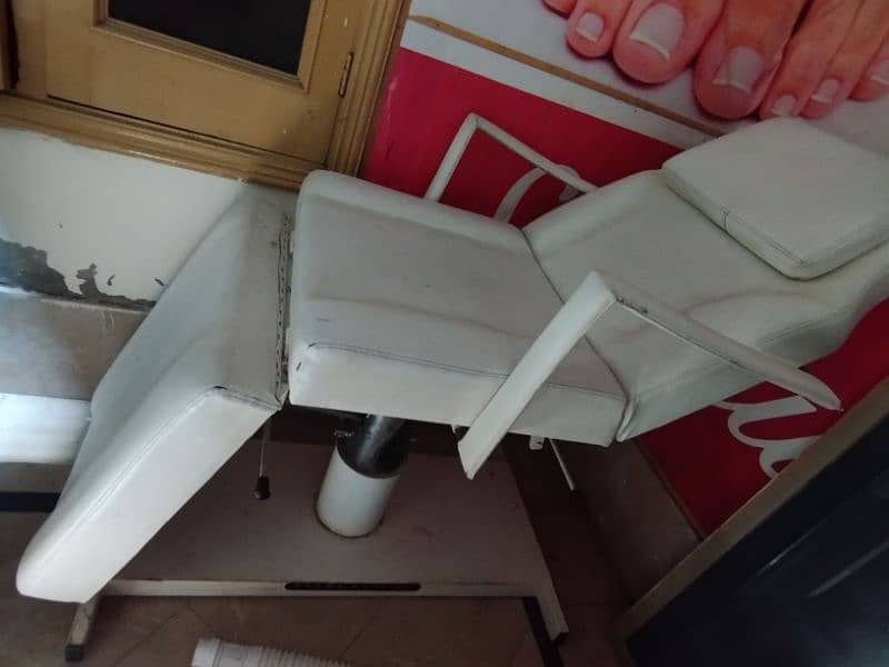 hydolic bed and hydraulic chair for sale 1