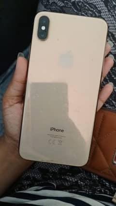 iPhone xsmax rose gold Color 64gb 81% battery good condition