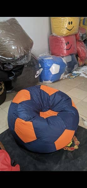 Bean bag sofas / parachute bean bag / football bean bag / Smiley 4