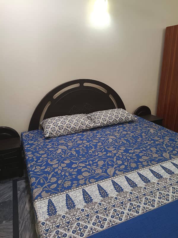 7 Marla Triple Storey Building Fully Furnished For Rent Near Susan Road Madina Town Faisalabad 2