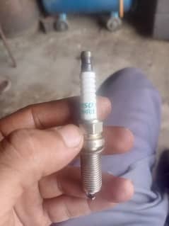 Toyota corolla grandy 1.6 Plug 0