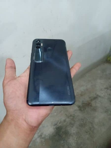 tecno spark 7pro glass crack 0