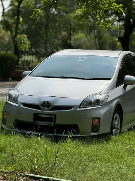 Toyota Prius 2011 4