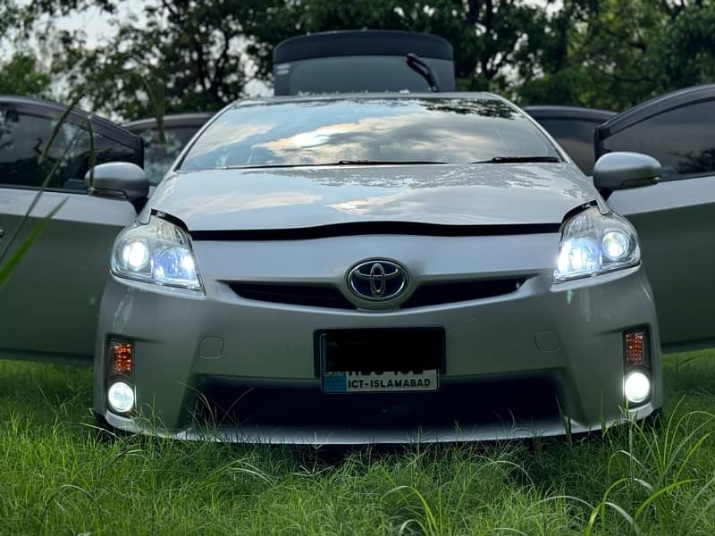 Toyota Prius 2011 9