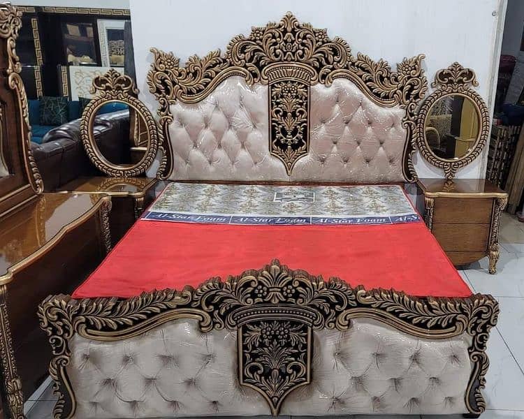 Wooden made bed set with high quality polish 3