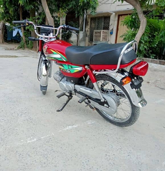 Honda CD 70 model 2022 3