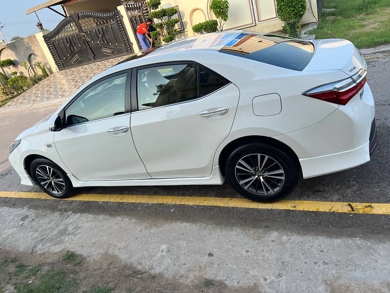 Toyota Altis Grande 2018 15