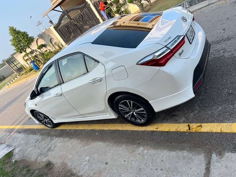 Toyota Altis Grande 2018 17