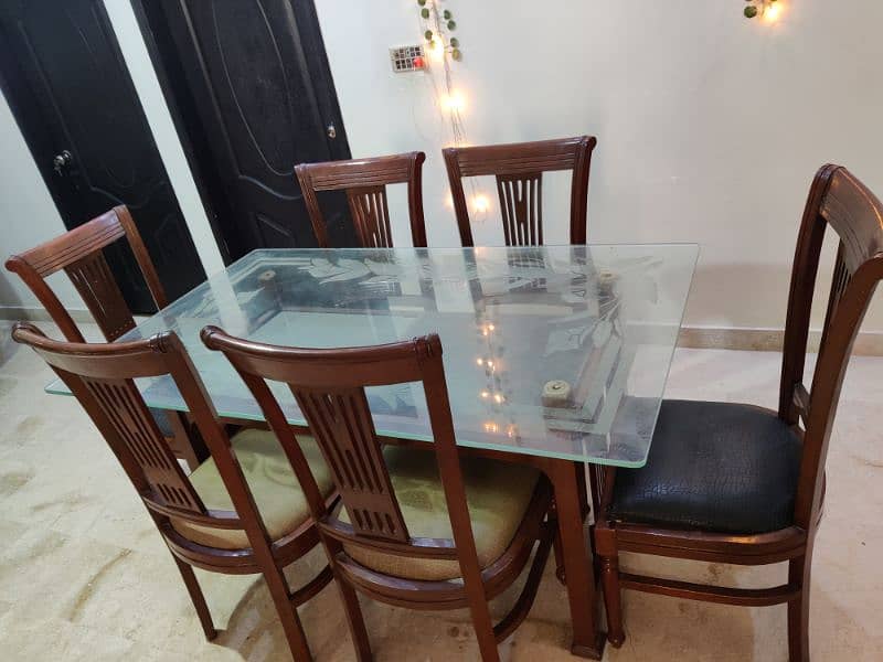 Dining table with 6 chairs 3