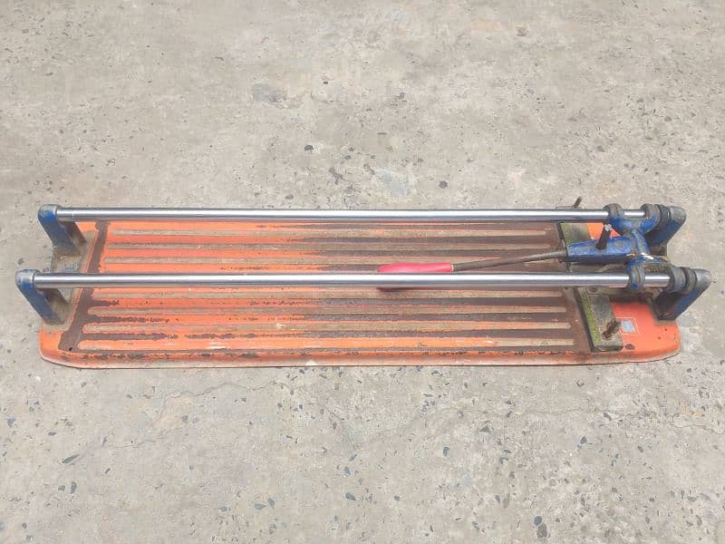 Hand tile cutter (mase from germany) 2