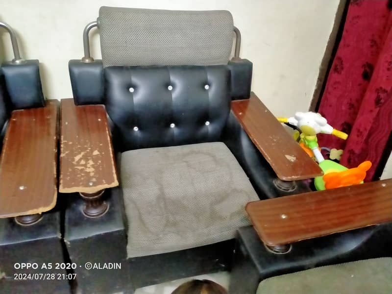 Used Sofa set(1, 2 and 3) 1