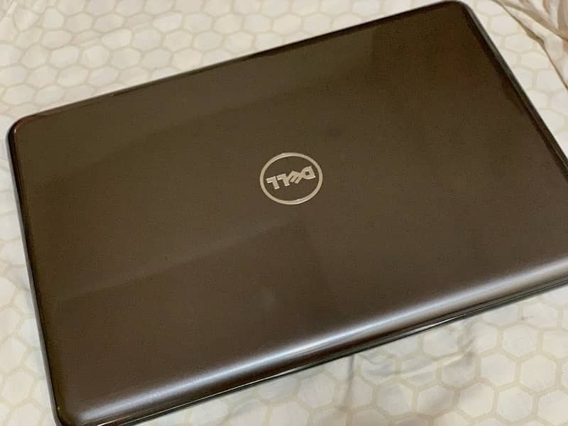 Dell laptop for urgent sale in best price 4