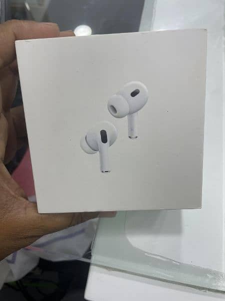 airpods pro 2nd generation (lightning port) 3