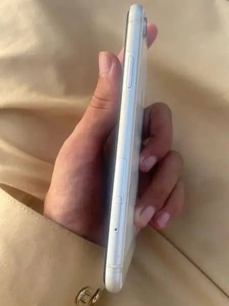 iphone xr 64 gb (jv) 4