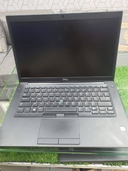 Dell 7490 1