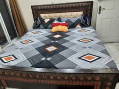 Stylish Double Bed for Sale – Excellent Condition & Great Price!