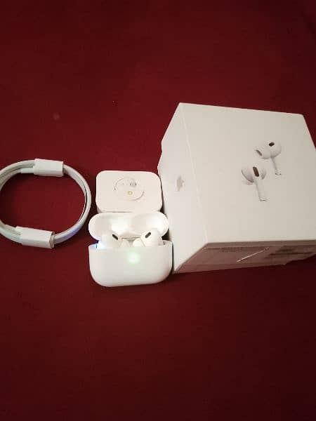 AirPods Pro 2d Generation Original Apple Condition 10/10. 4