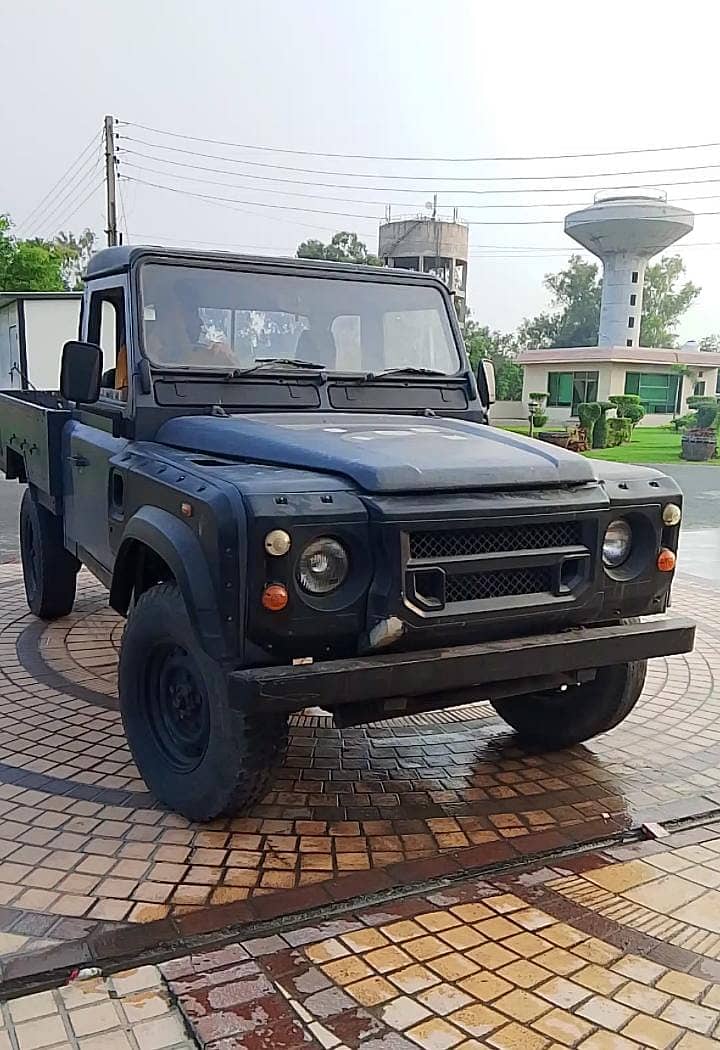 Land Rover Defender 2006 110 8