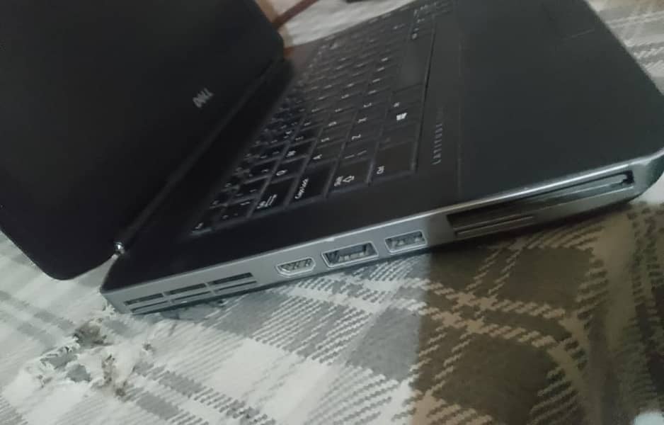 Laptop core i5 3rd generation 8