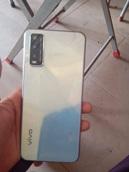 Vivo y20 1