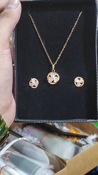 locket sets 3