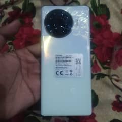 Tecno spark 20 pro plus