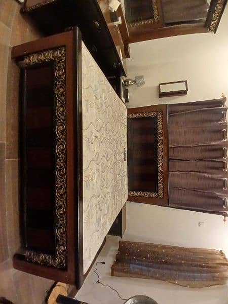 pure wooden bed set , dressing table and with 2 side drawers& mattress 5