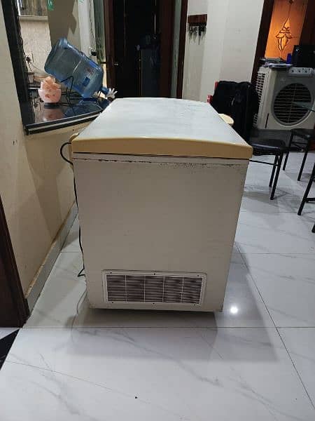 freezer for sale in bahria town Lahore 3