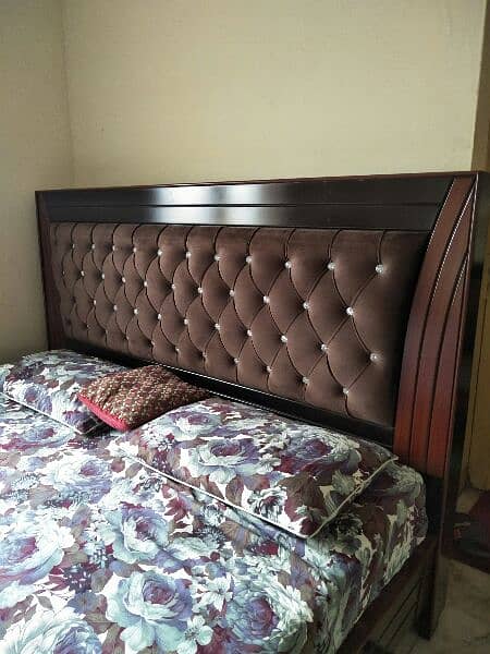 kikkar wooden bed set 4